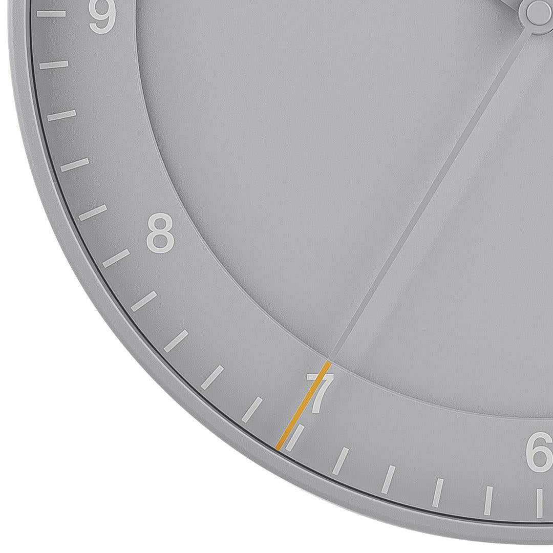 BC17 Braun classic large analogue wall clock - grey – Braun Clocks ...